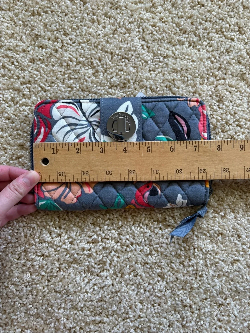 Vera Bradley Coastal Paradise RFID Turnlock Wallet Tropical Toucan Floral NWT - Picture 6 of 8